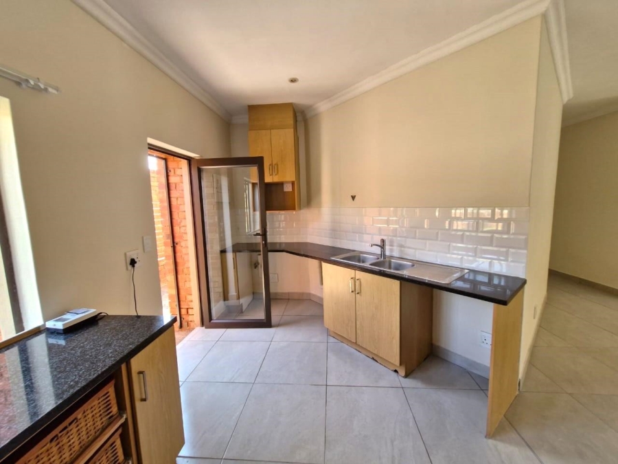 To Let 3 Bedroom Property for Rent in Meerhof North West